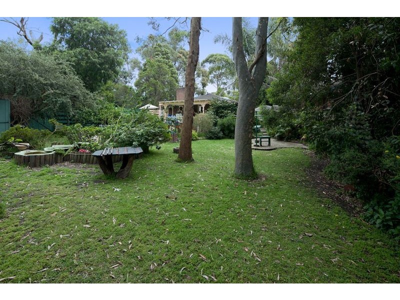 2 Oak Grove, Langwarrin VIC 3910