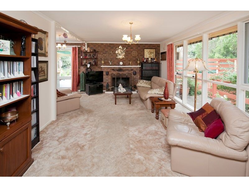 2 Oak Grove, Langwarrin VIC 3910