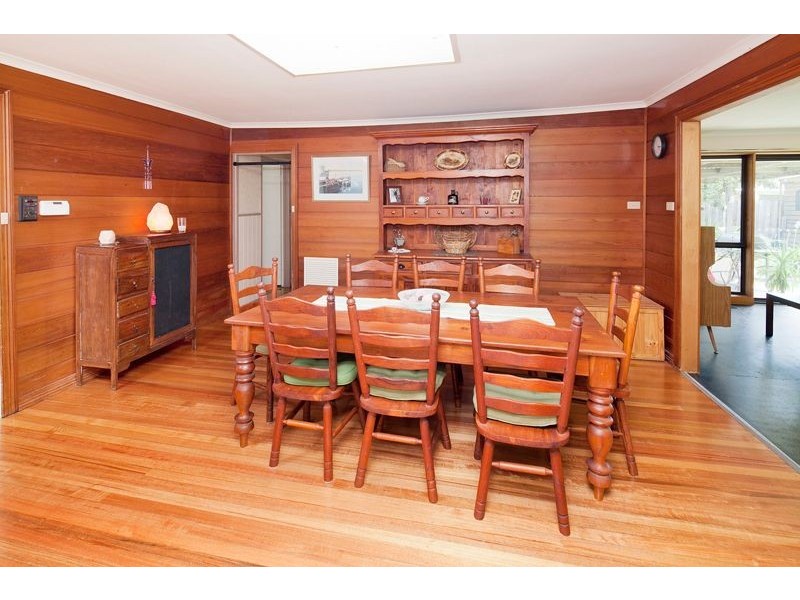 27 Paterson Avenue, Langwarrin VIC 3910