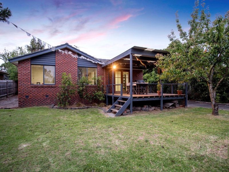 27 Maria Drive, Langwarrin VIC 3910