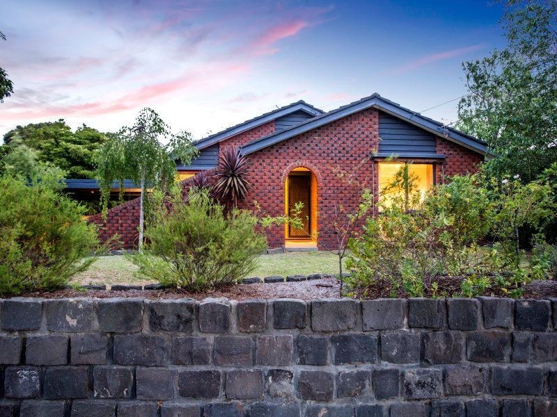 27 Maria Drive, Langwarrin VIC 3910