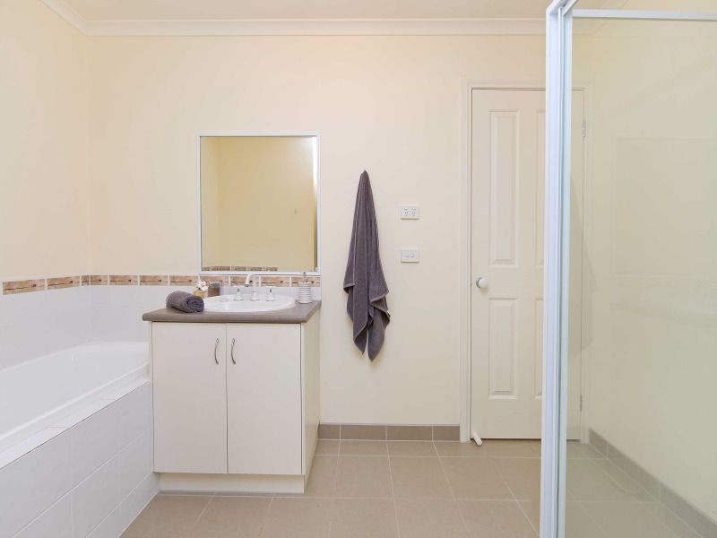 11 Daniel Drive, Langwarrin VIC 3910