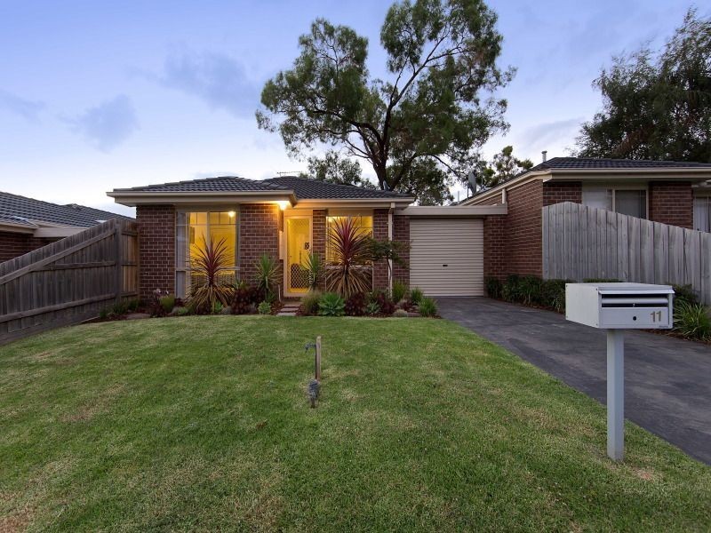 11 Daniel Drive, Langwarrin VIC 3910
