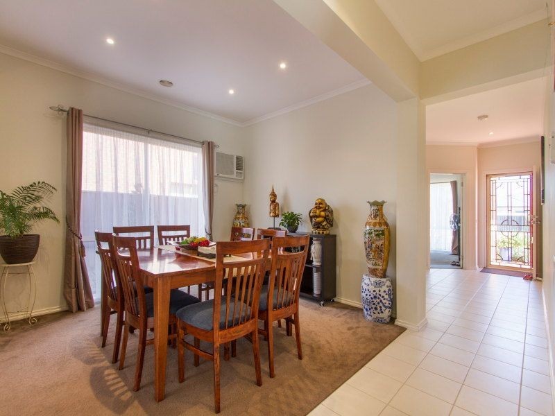 10  Pepperbush Crescent, Langwarrin VIC 3910