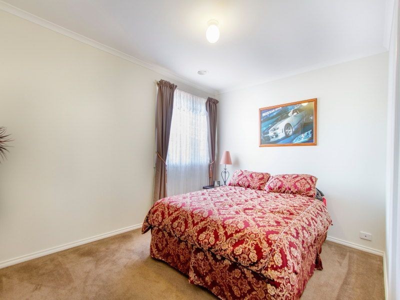 10  Pepperbush Crescent, Langwarrin VIC 3910