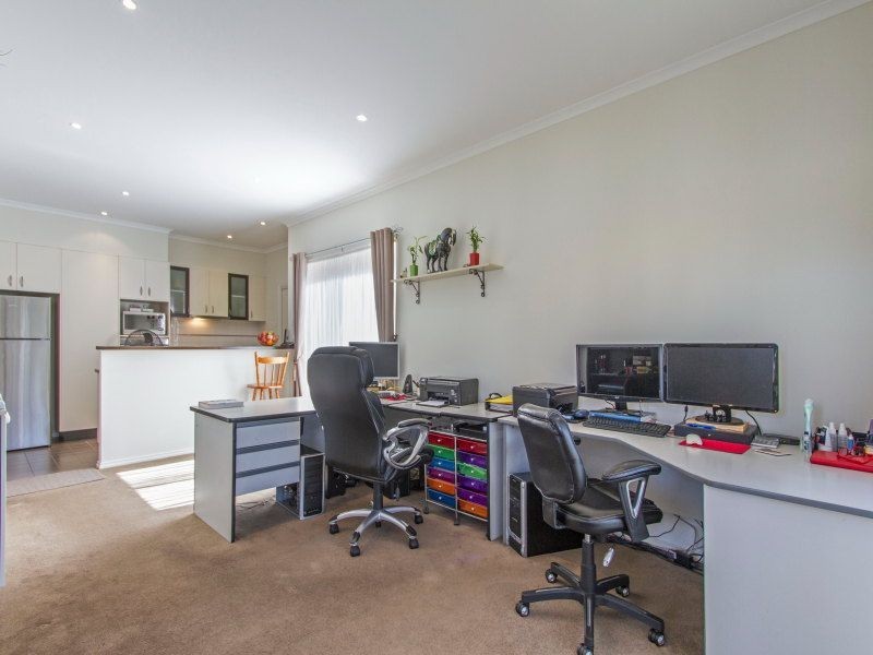 10  Pepperbush Crescent, Langwarrin VIC 3910