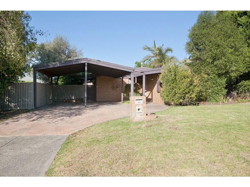 24 Olearia Crescent, Langwarrin VIC 3910