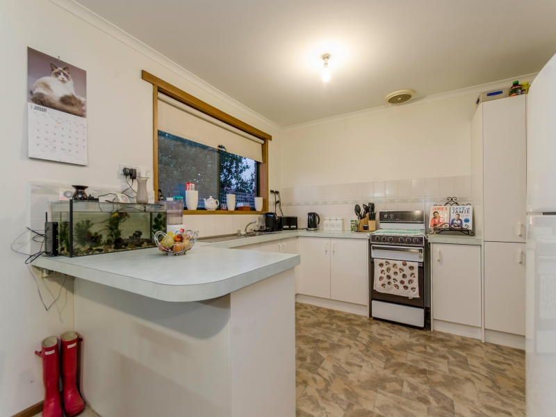 2/18 Monze Drive, Langwarrin VIC 3910