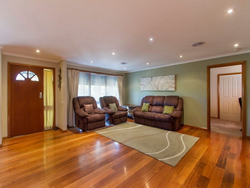 4 Larch Street, Langwarrin VIC 3910