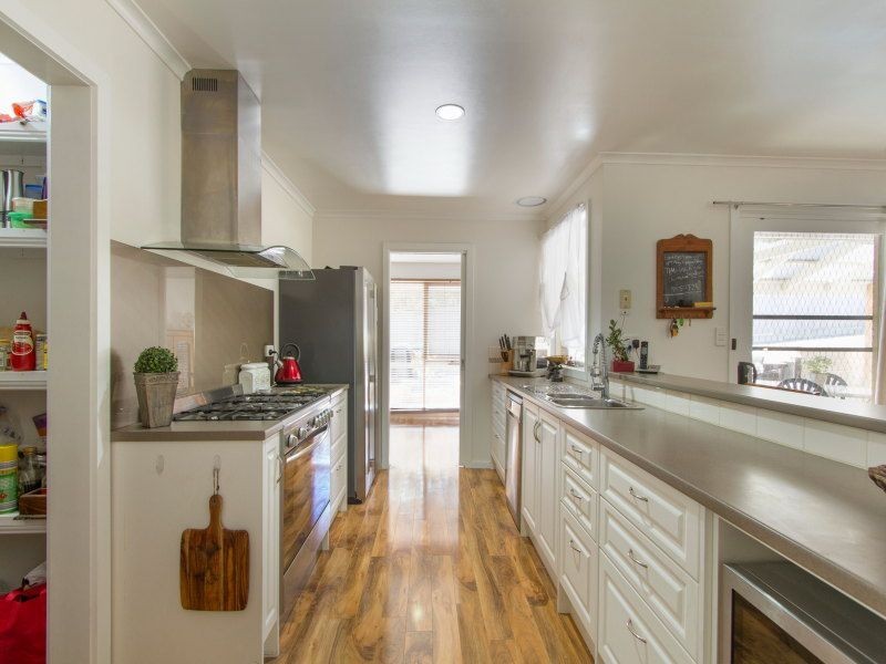 6 Poplar Grove, Langwarrin VIC 3910