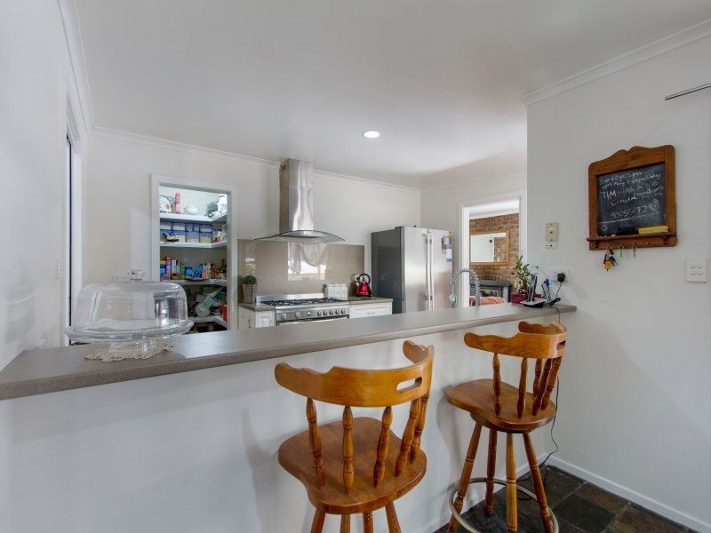 6 Poplar Grove, Langwarrin VIC 3910