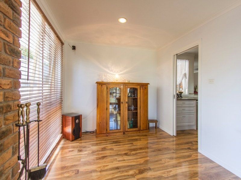 6 Poplar Grove, Langwarrin VIC 3910