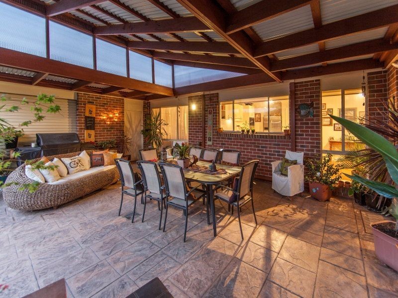 1 Huntingtower Crescent, Langwarrin VIC 3910