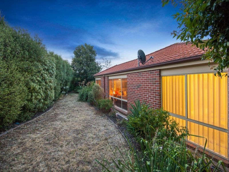 1 Huntingtower Crescent, Langwarrin VIC 3910
