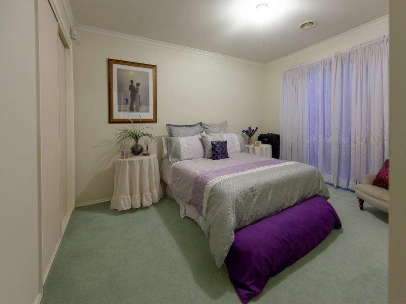 1 Huntingtower Crescent, Langwarrin VIC 3910