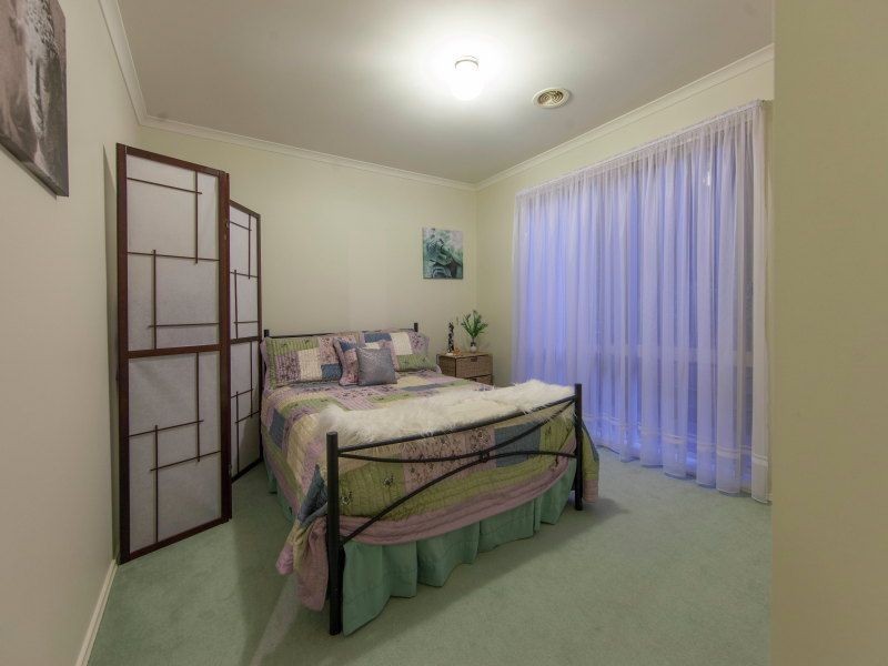 1 Huntingtower Crescent, Langwarrin VIC 3910