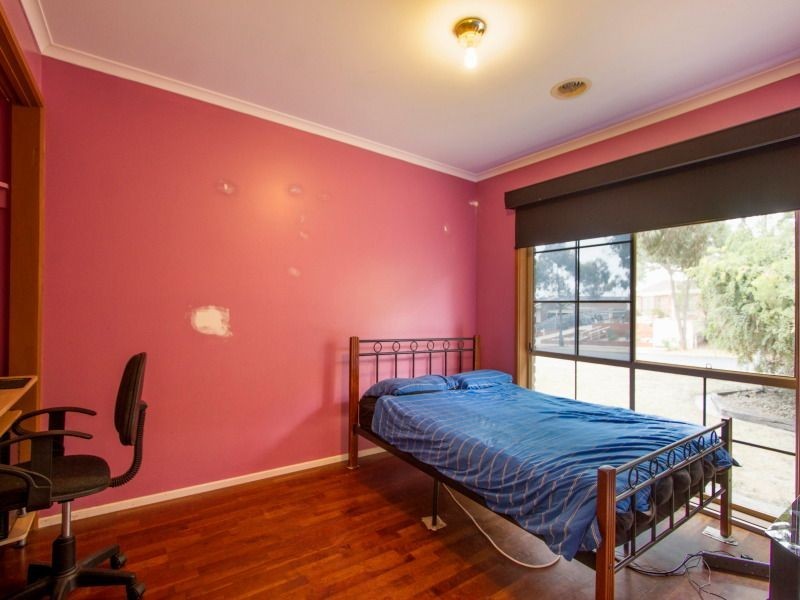 33 Hornsby Drive, Langwarrin VIC 3910