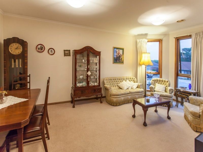 8 Huntly Court, Langwarrin VIC 3910