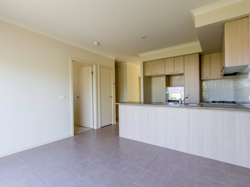 10/64 Potts Road, Langwarrin VIC 3910