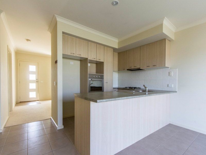 10/64 Potts Road, Langwarrin VIC 3910