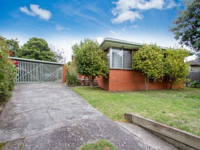 15 Dunraven Crt, Langwarrin VIC 3910