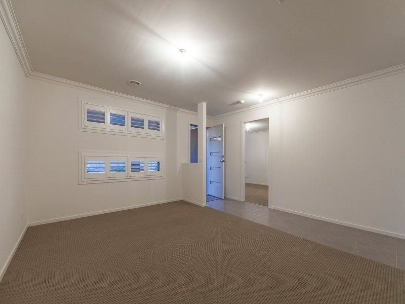 18 Aqueduct Road, Langwarrin VIC 3910