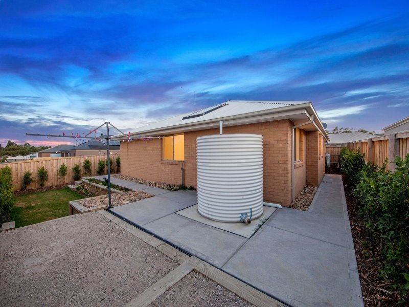 18 Aqueduct Road, Langwarrin VIC 3910