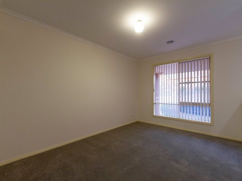 35 Sunny Vale Drive, Langwarrin VIC 3910