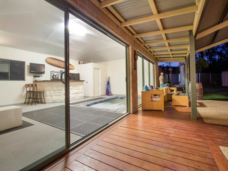 305 Centre Road, Langwarrin VIC 3910