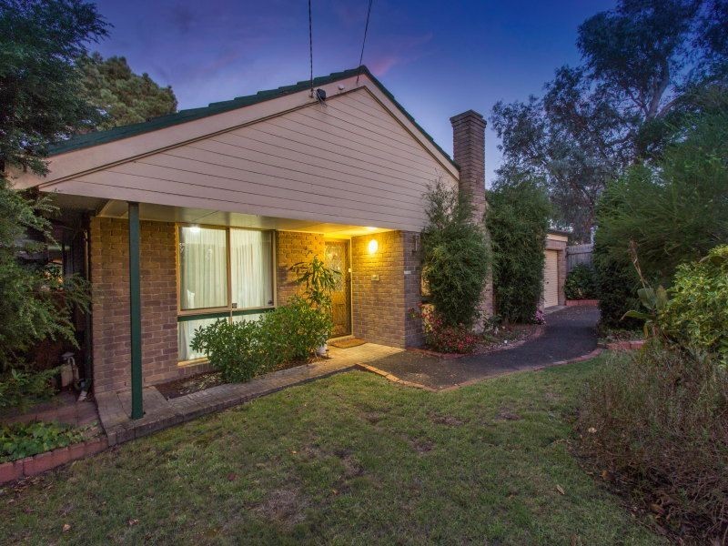 6 Elm Grove, Langwarrin VIC 3910
