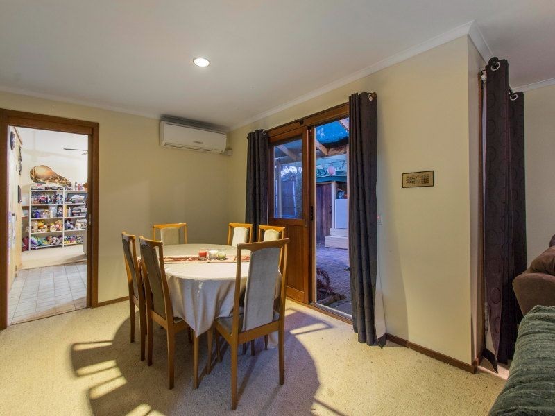 6 Elm Grove, Langwarrin VIC 3910