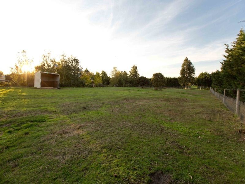 6 Timarron Court, Langwarrin VIC 3910