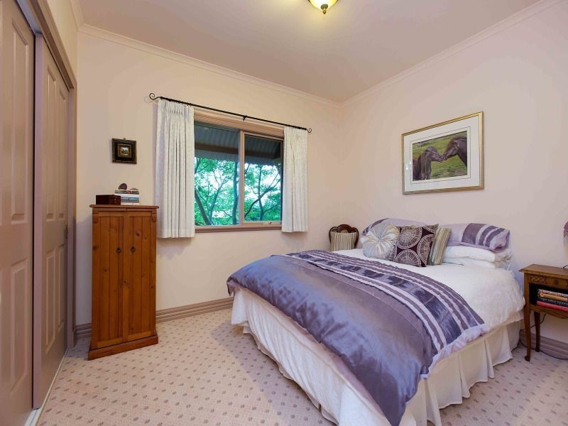 6 Timarron Court, Langwarrin VIC 3910