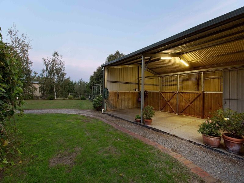 6 Timarron Court, Langwarrin VIC 3910