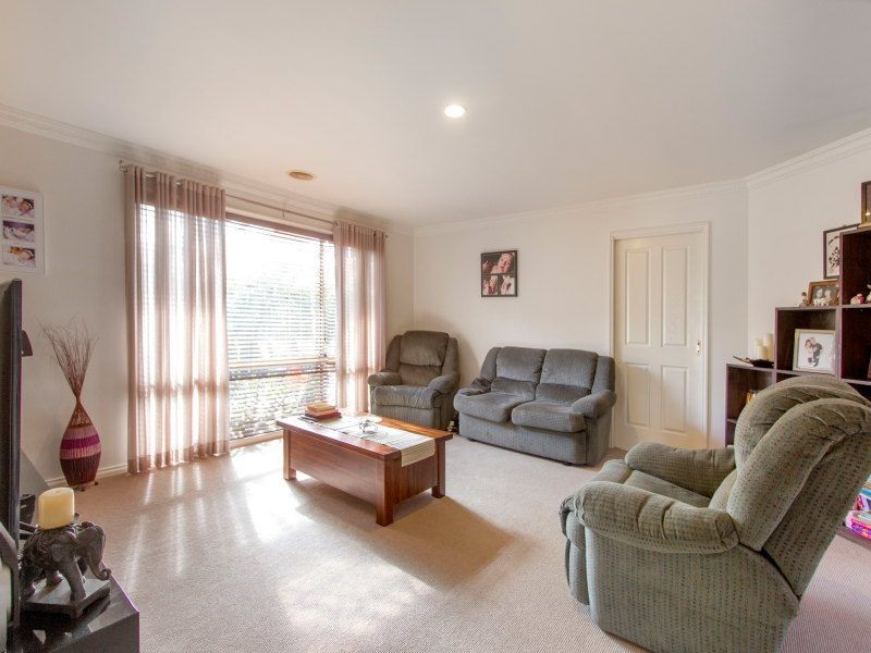 17 Trentham Way, Langwarrin VIC 3910