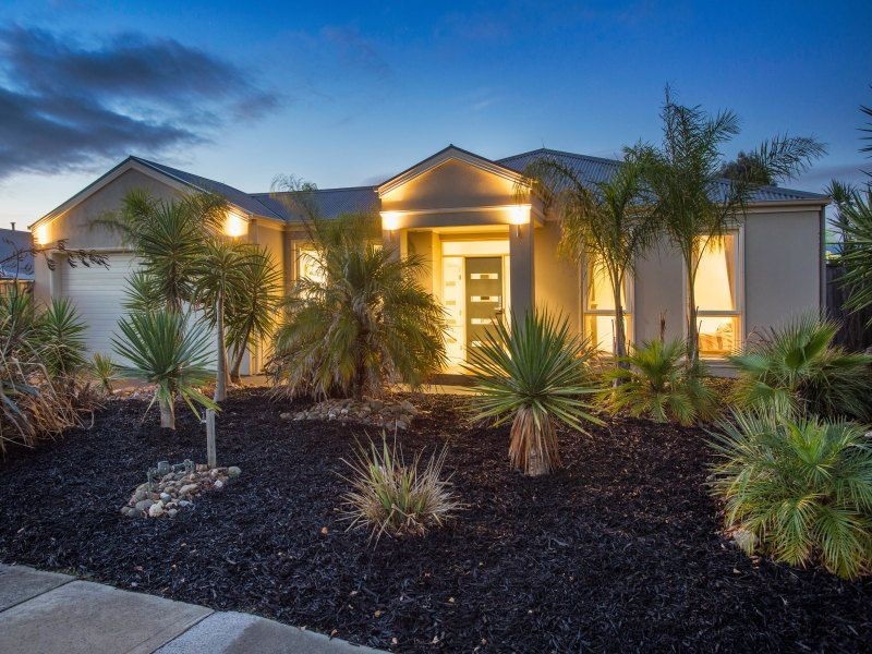 92 Pindara Boulevard, Langwarrin VIC 3910
