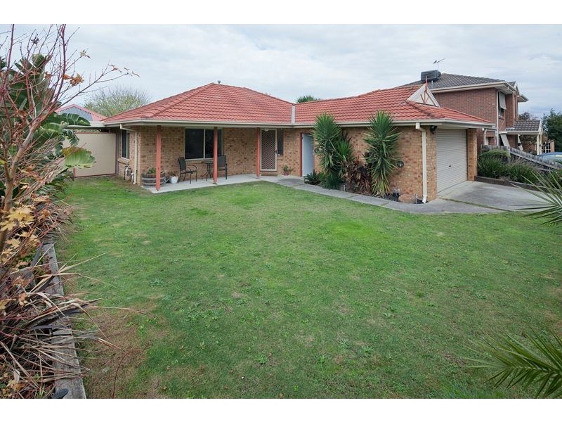 21 Gumnut  Drive, Langwarrin VIC 3910