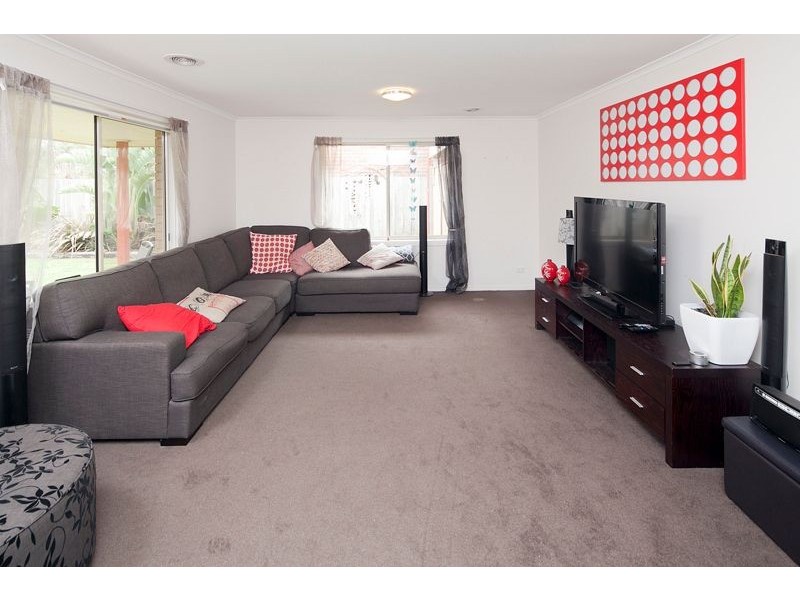 21 Gumnut  Drive, Langwarrin VIC 3910