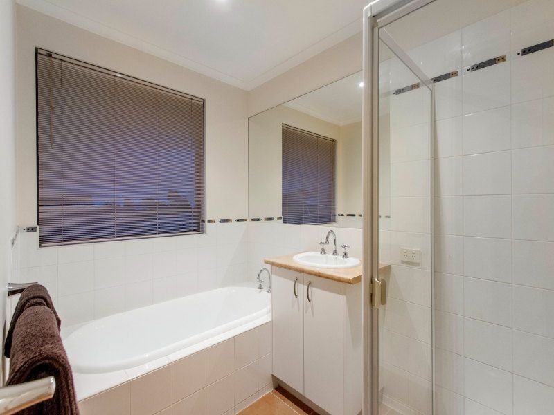 4/26 Pepperbush Cres, Langwarrin VIC 3910