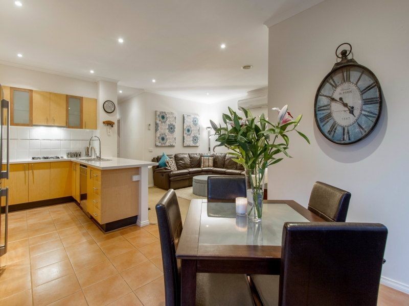 4/26 Pepperbush Cres, Langwarrin VIC 3910