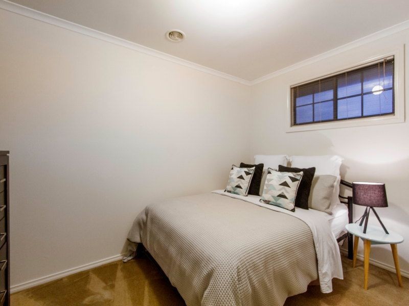 4/26 Pepperbush Cres, Langwarrin VIC 3910