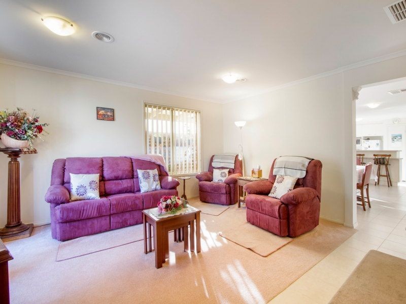 3 Francis Crescent, Langwarrin VIC 3910