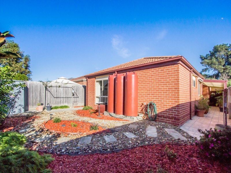 3 Francis Crescent, Langwarrin VIC 3910
