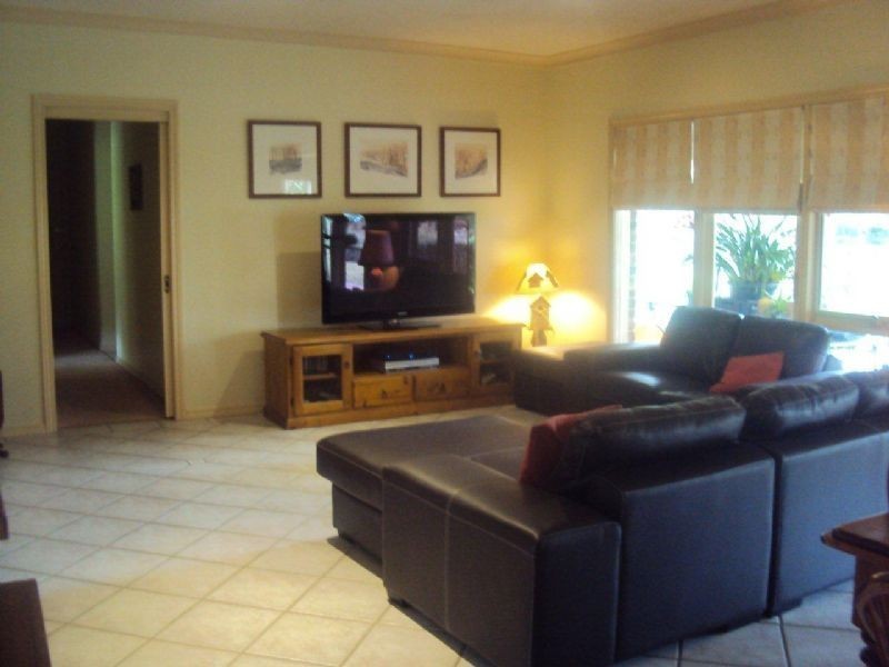 3 Chiltern Rise, Langwarrin VIC 3910