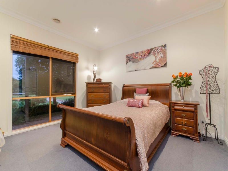 5 Bridgewater Court, Langwarrin VIC 3910