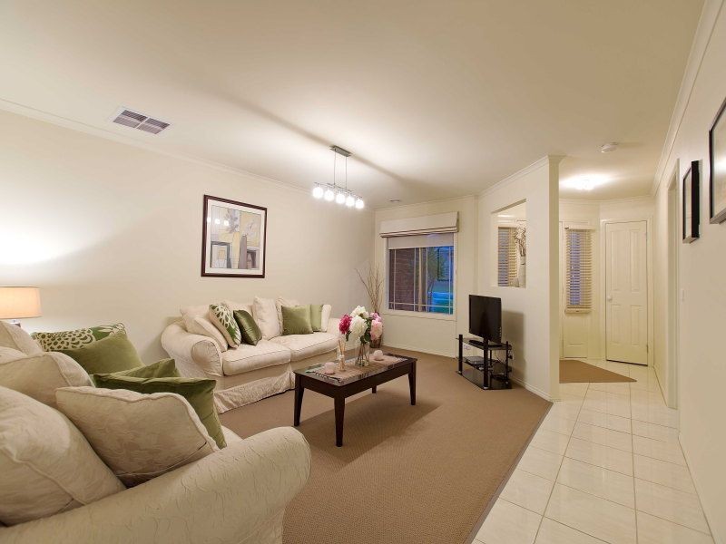 90 Huntingtower Crescent, Langwarrin VIC 3910