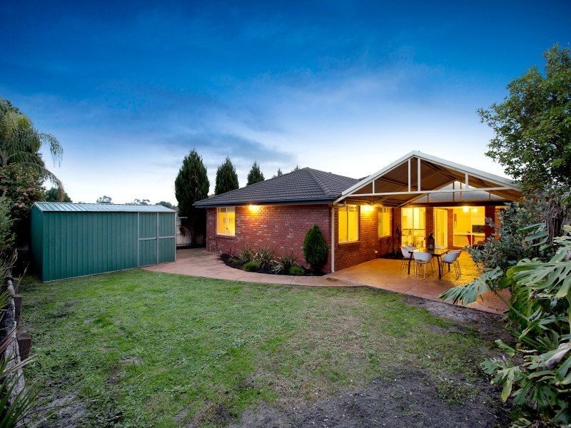 10 Grevillea Road, Langwarrin VIC 3910