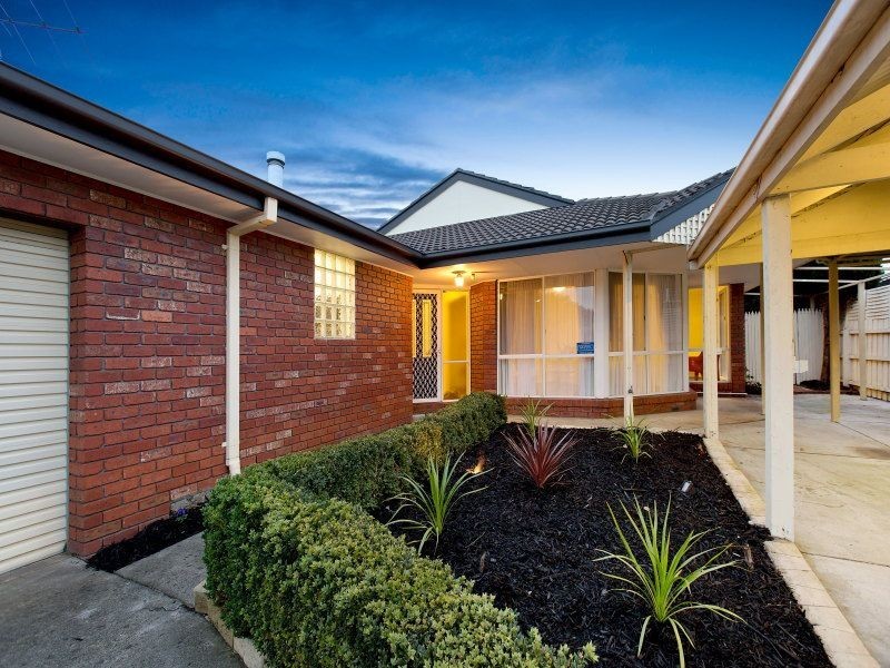 10 Grevillea Road, Langwarrin VIC 3910