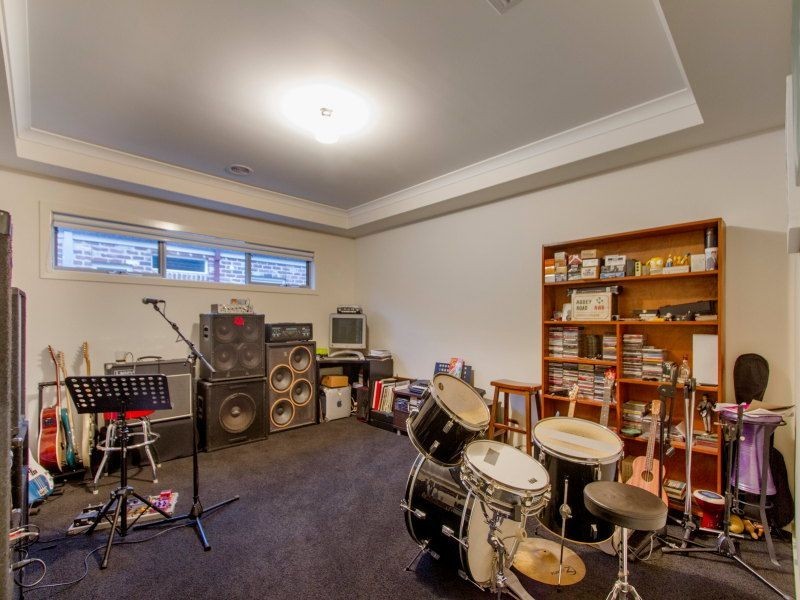 6 Bonacci Place, Langwarrin VIC 3910