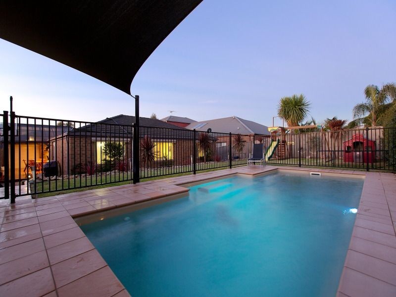 23 Pepperbush Cres, Langwarrin VIC 3910